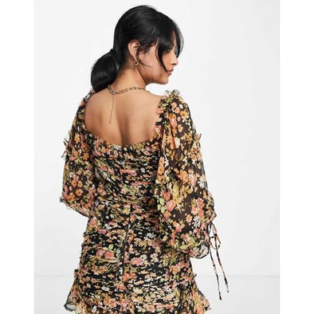 ASOS Design Off Shoulder Long Sleeve Top With Ruffle Detail SET - Picture 2 of 8